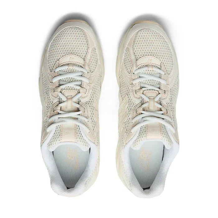 740 v2 'Bisque'