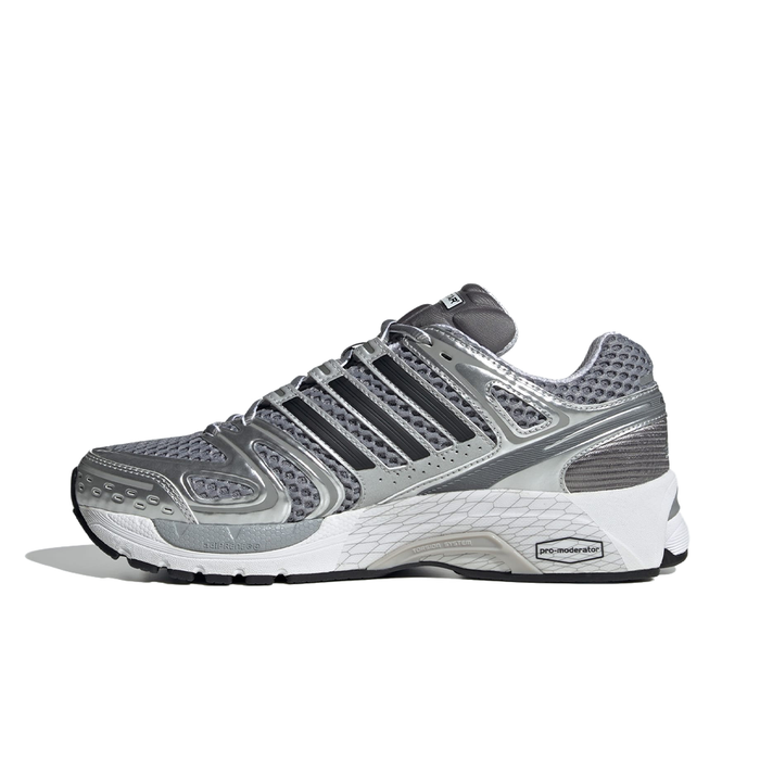 Adistar Control 5 'Grey Three Core Black'