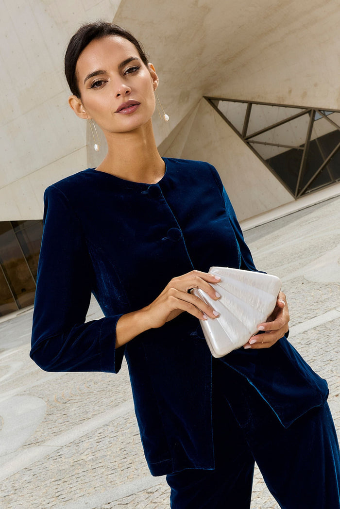 Blazer Boreal Azul petróleo de manga larga ceñido de Lady Pipa para invitada de boda de noche.