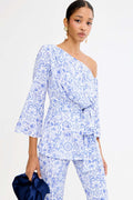 Blusa Coimbra Évora de Lady Pipa para invitada de boda.