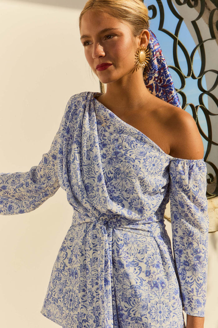 Blusa Coimbra Évora de Lady Pipa para invitada de boda.