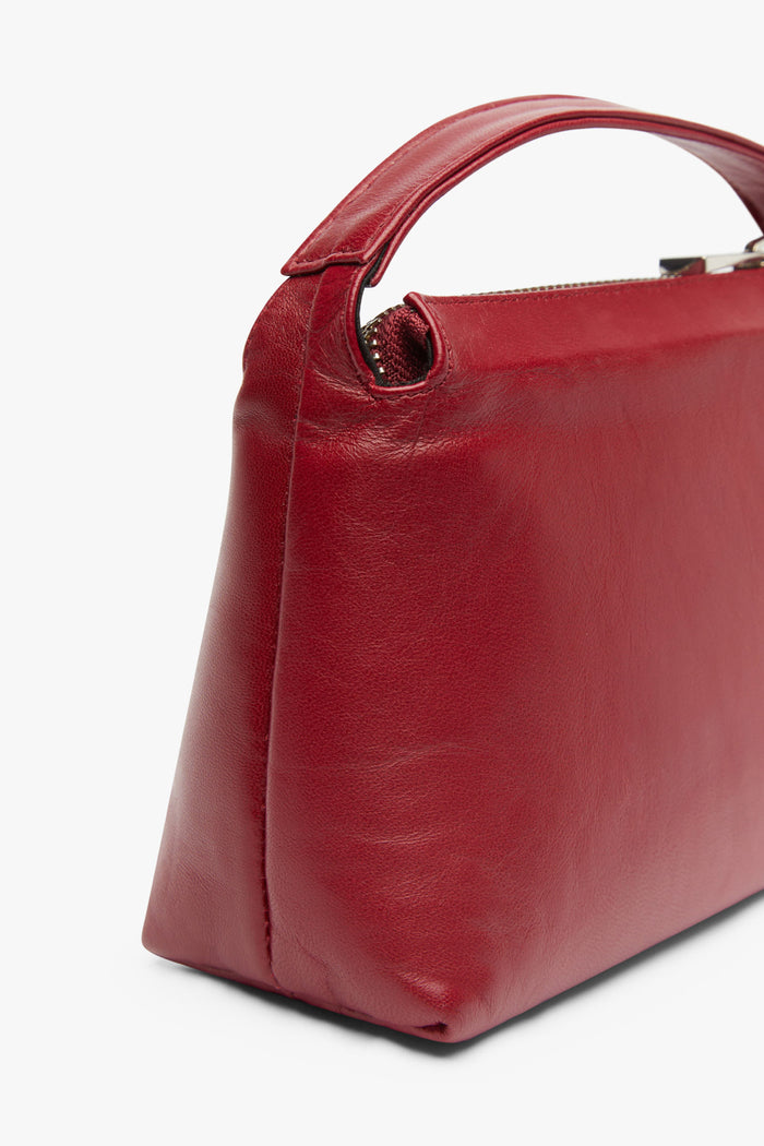 Bolso Sonora Burdeos de Lady Pipa para completar looks de invitada.
