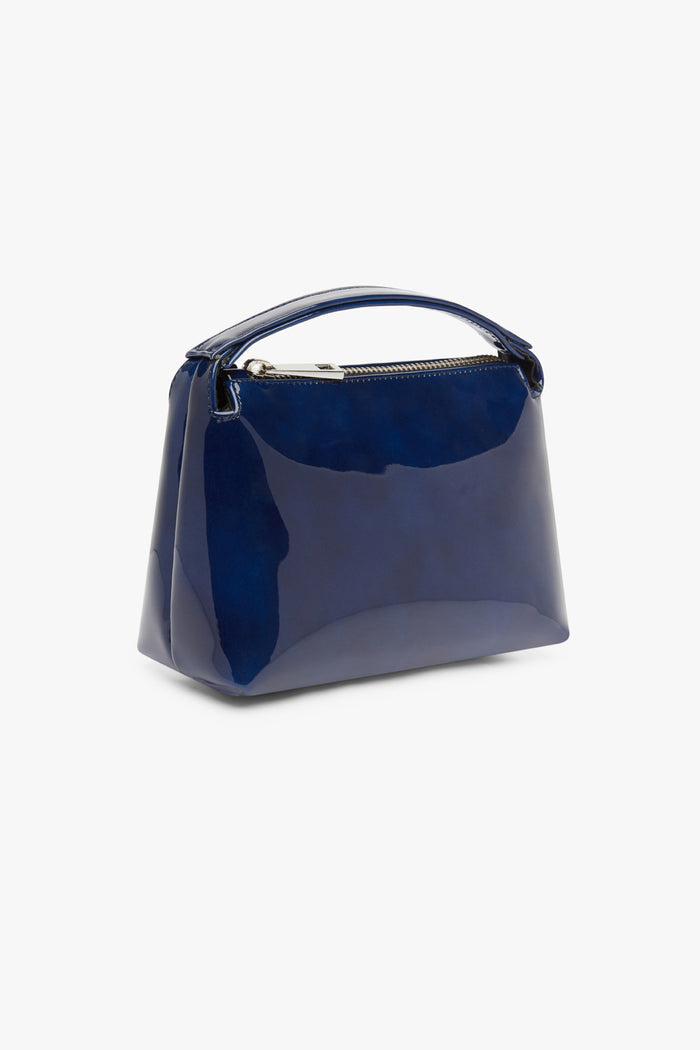 Bolso Sonora Marino de Lady Pipa para completar looks de invitada.