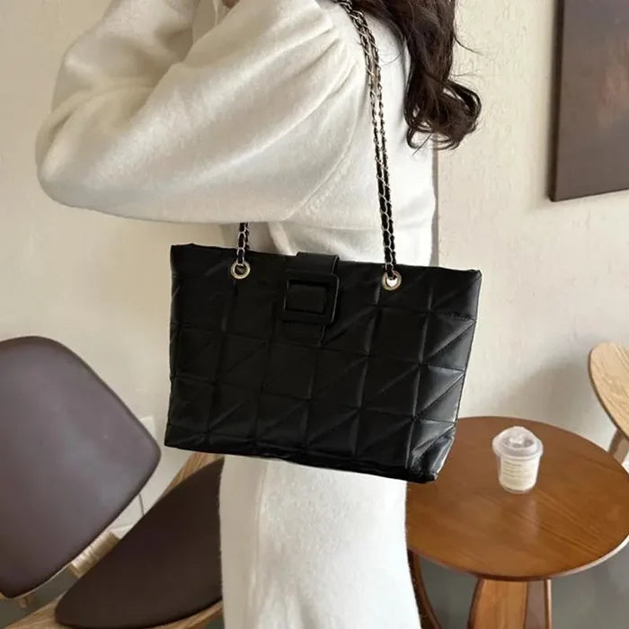 Buckle Chain Large Tote Bags fashionnsio