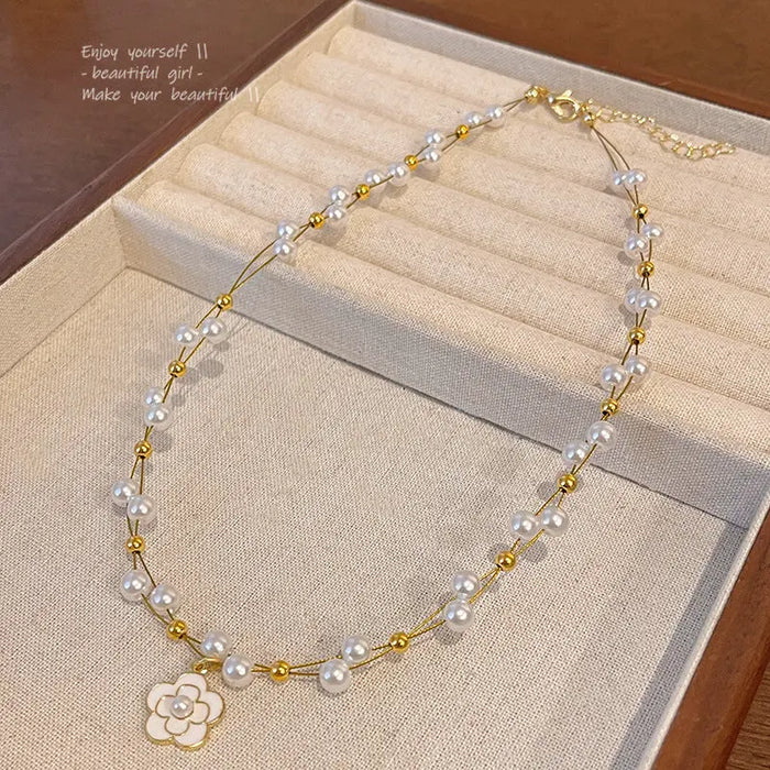 Camellia Pearl Necklace fashionnsio