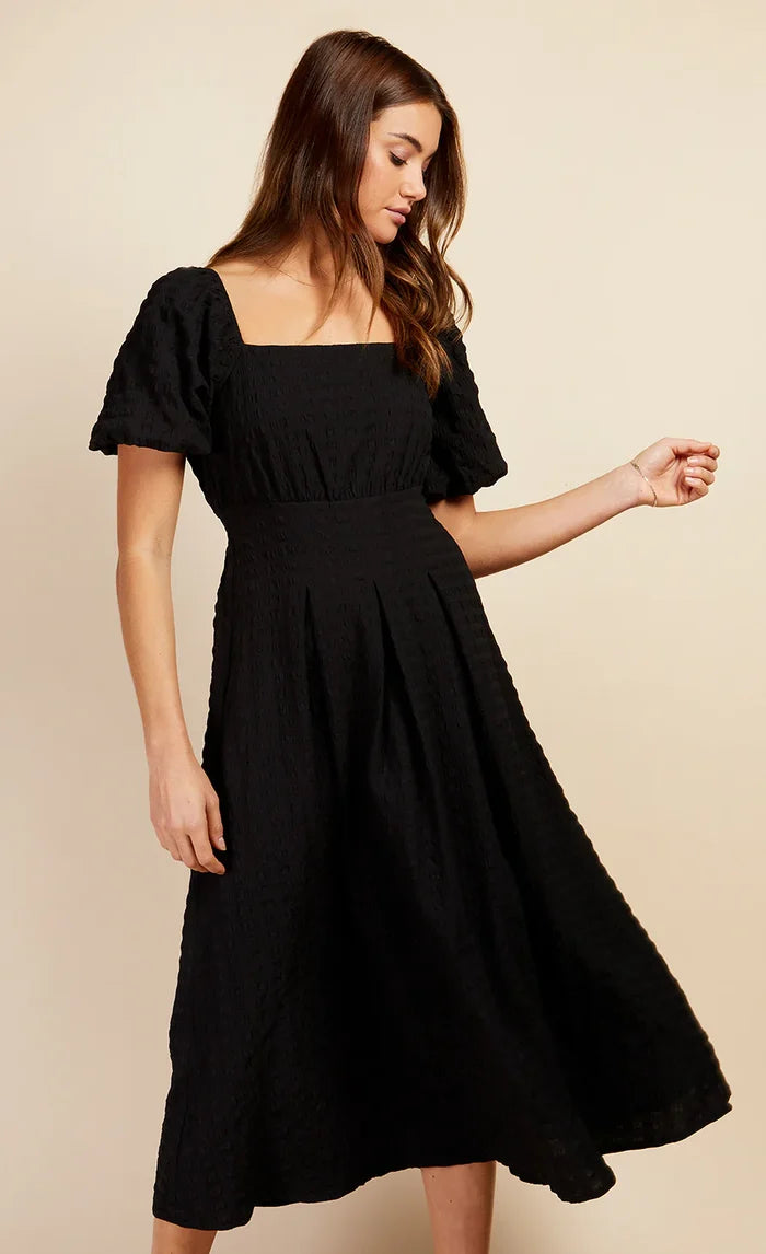 Clara Textured Puff Sleeve Midaxi Dress (Black)