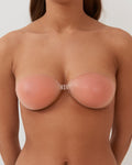 Copas adhesivas silicona Nude de Lady Pipa para llevar bajo vestidos de invitada.