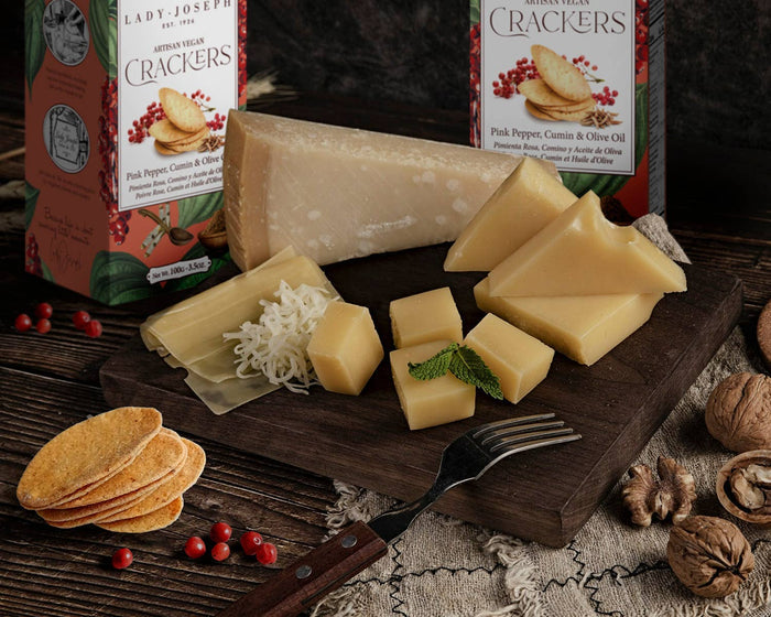 Crackers with Pink Pepper, Cumin & Olive Oil (Cracker Snack)