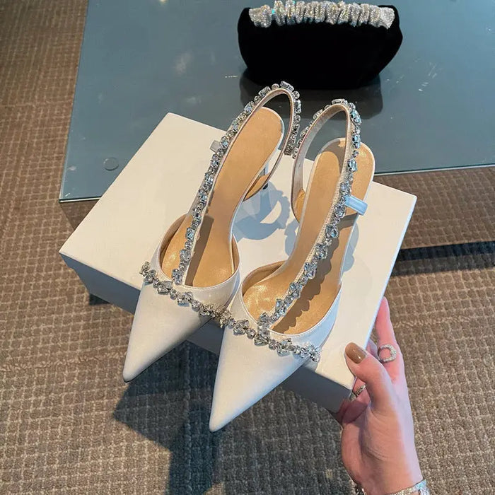 Crystal Embellished Pointed Heels fashionnsio