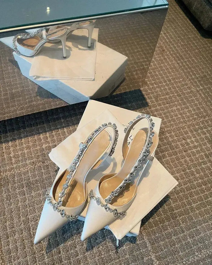Crystal Embellished Pointed Heels fashionnsio