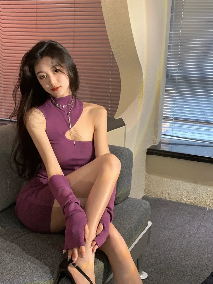 Cut-Out Mini Dress with Sleeves fashionnsio