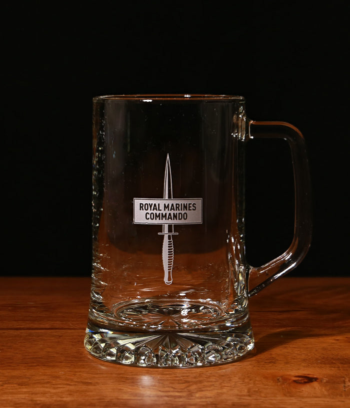 Dagger & Flash 1 Pint Beer Glass Tankard