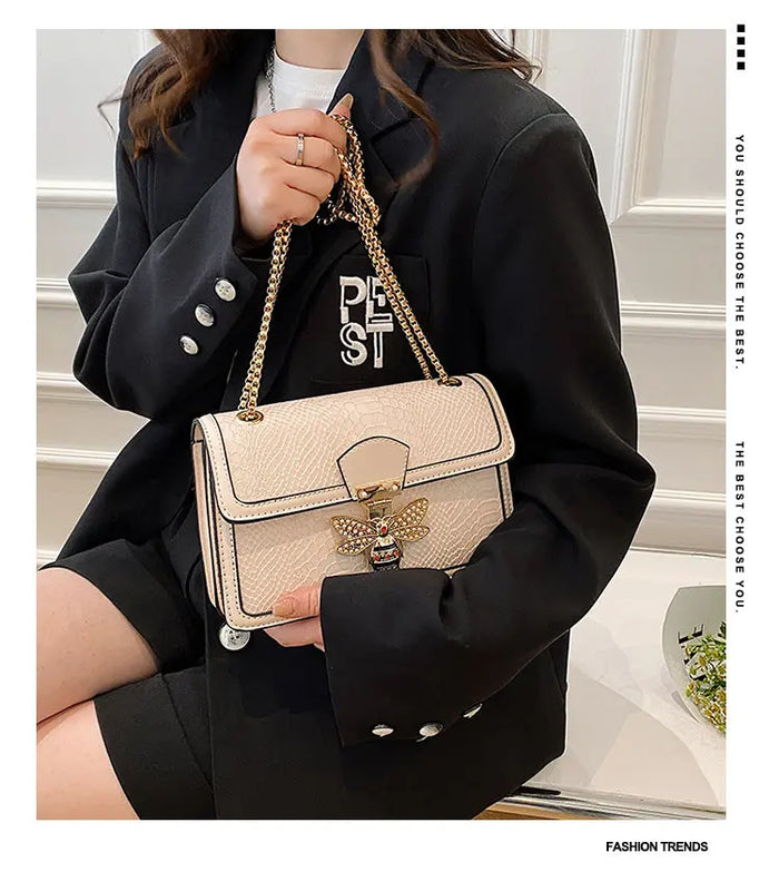 Diamond Bee Shoulder Bags fashionnsio