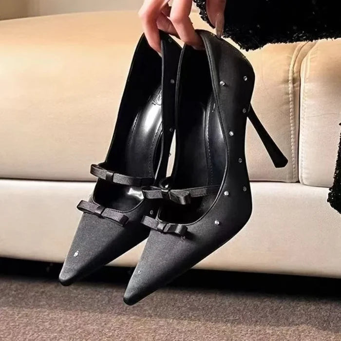 Diamond Studded Bow Pointed Heels - Fashionnsio