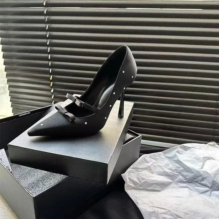 Diamond Studded Bow Pointed Heels - Fashionnsio