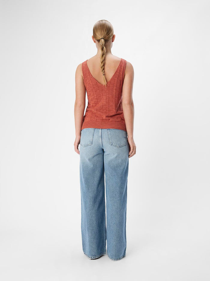 Dimka Sleeveless Knit Top (Redwood)