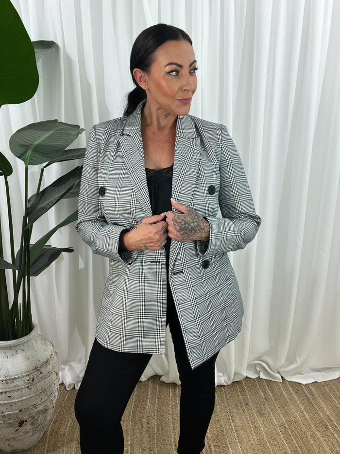 Dutchess Blazer