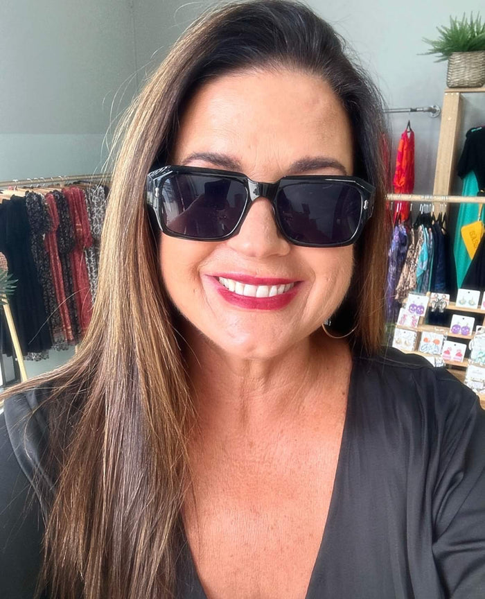 Evie Sunglasses Plain Black