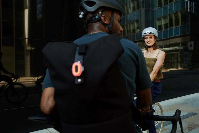 Feu de signalisation Pixel pour casque ou vélo
