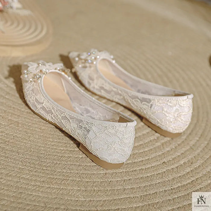 Flower Embellish Lace Belle Flats - Fashionnsio