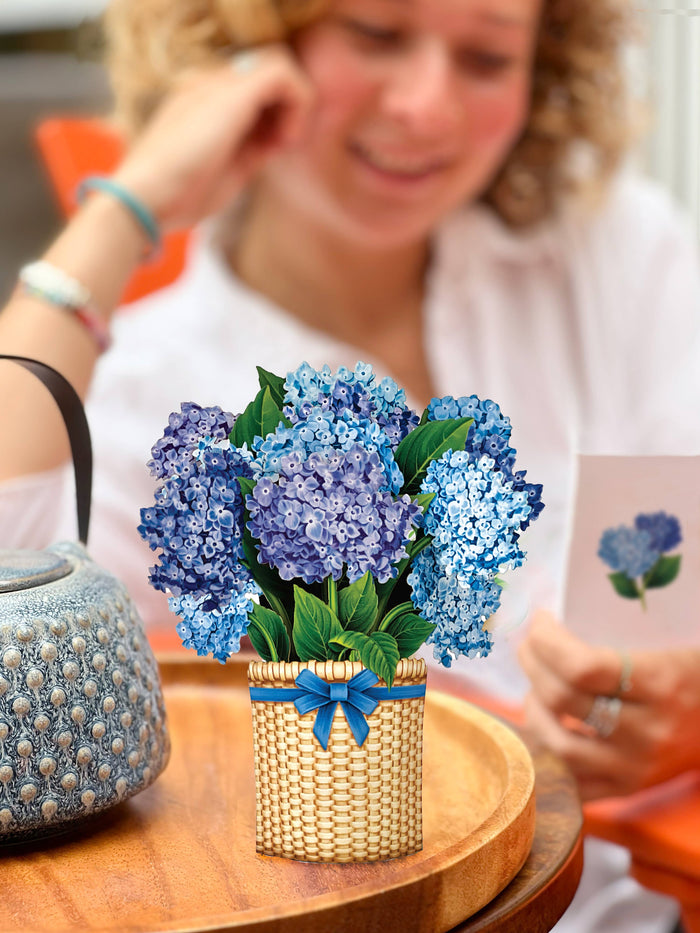 FreshCut Paper LLC - Mini Nantucket Hydrangeas (10 Pop-up Greeting Cards)