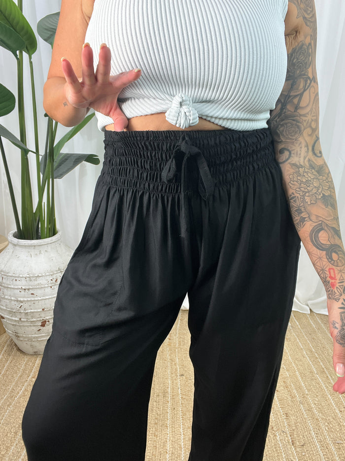 Halo Pants Black