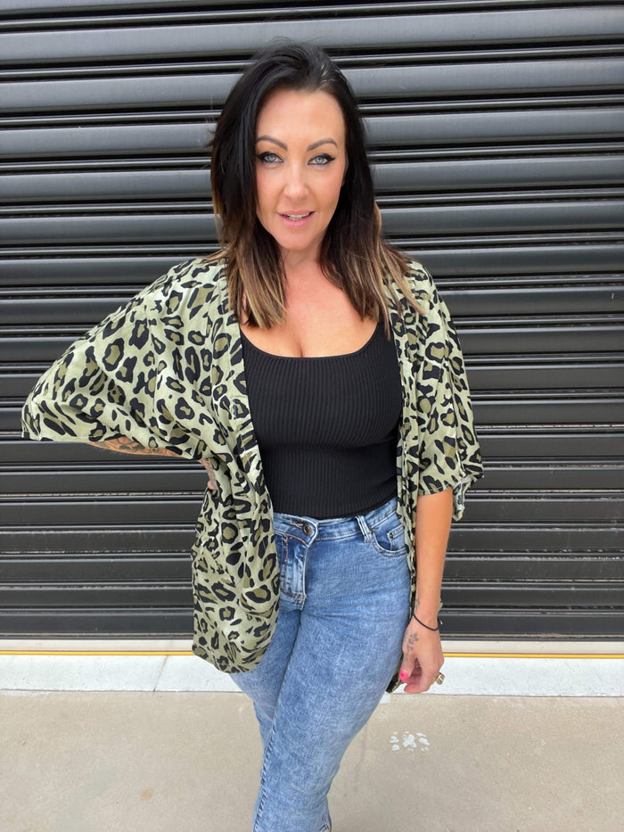 Harlow Short Shrug