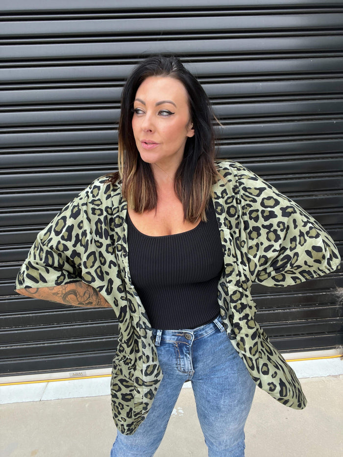 Harlow Short Shrug