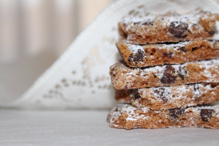 Italian Cookie Brittle – Pecan Chocolate Chip | Pouch Bag
