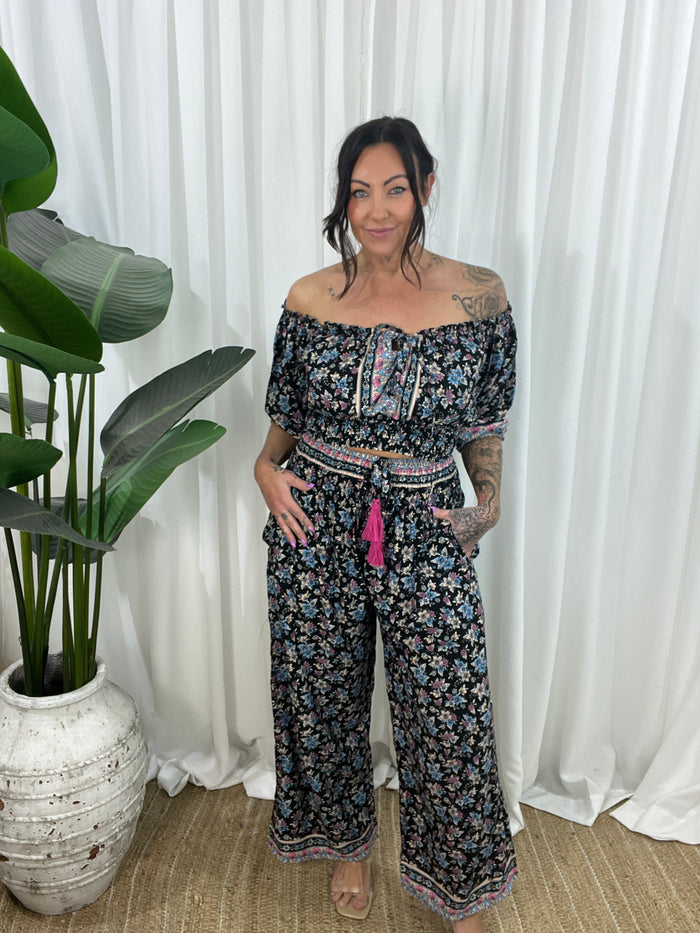 Jeanie Pants Set