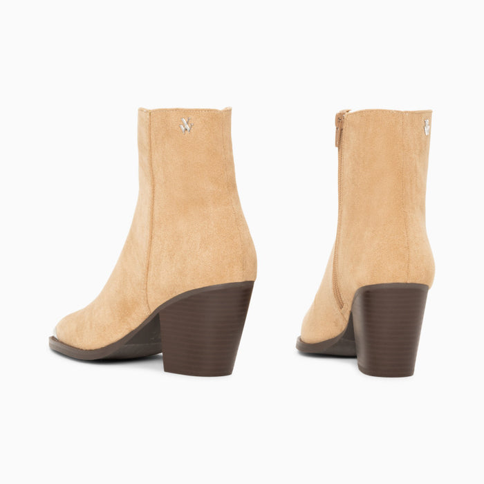 Jenn Cowboy Boot (Beige)