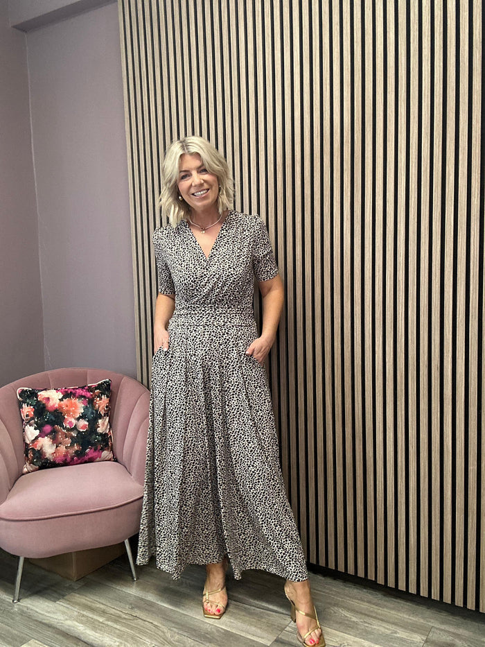 Kenzie Half Sleeve Jersey Maxi Dress (Neutral Animal)