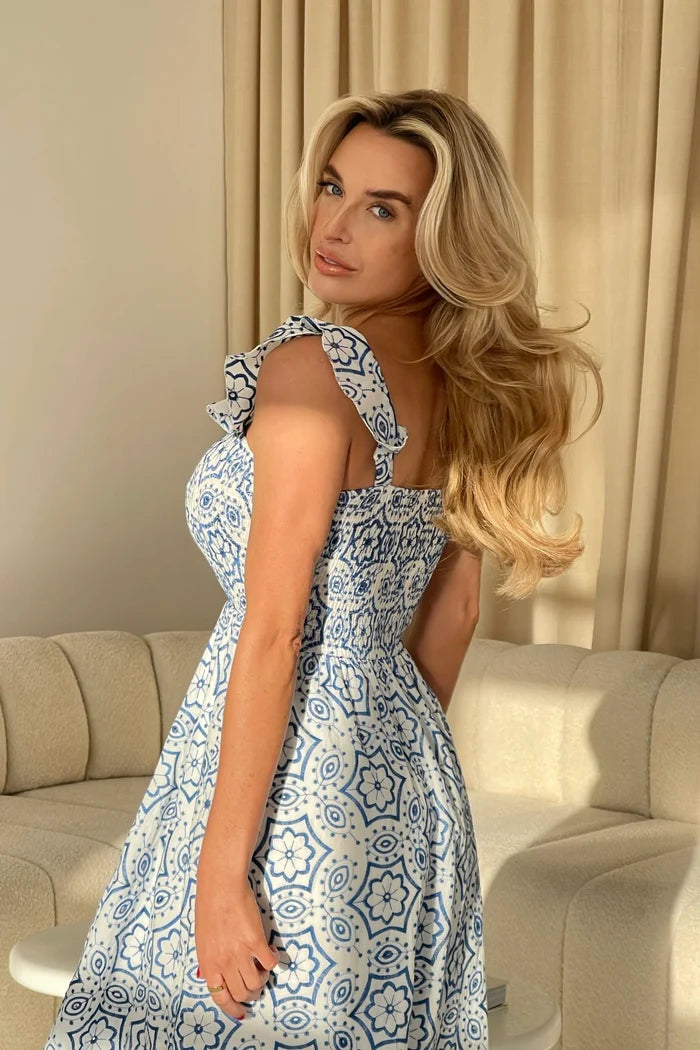 Lara Broderie Anglaise Maxi Dress (Blue)