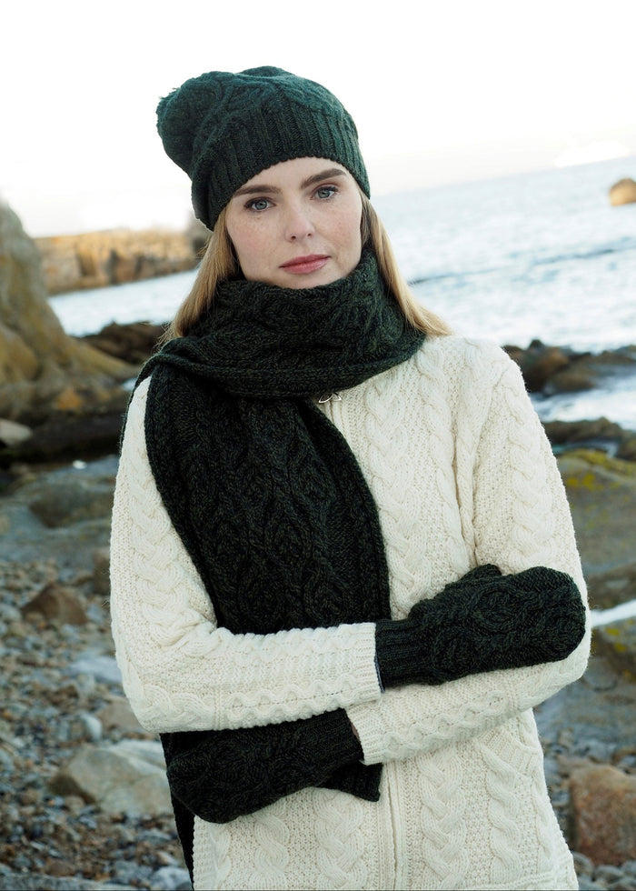 Leaf Design Aran Mittens | Army Green