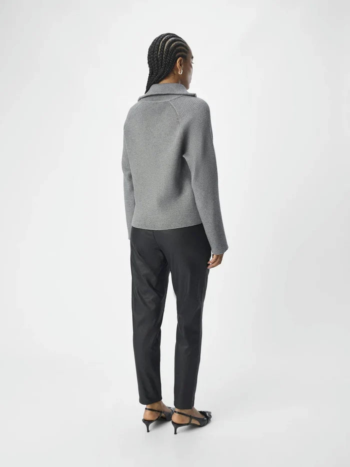 Lisa Coated Pants (Black)
