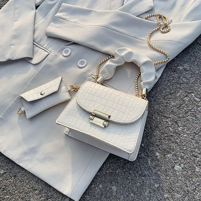 Exquisite Luxury Pouch Handbags fashionnsio