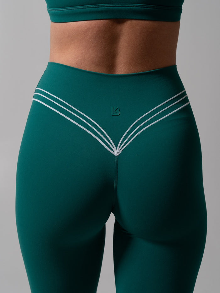 Micro Legacy Legging - Fresh and White