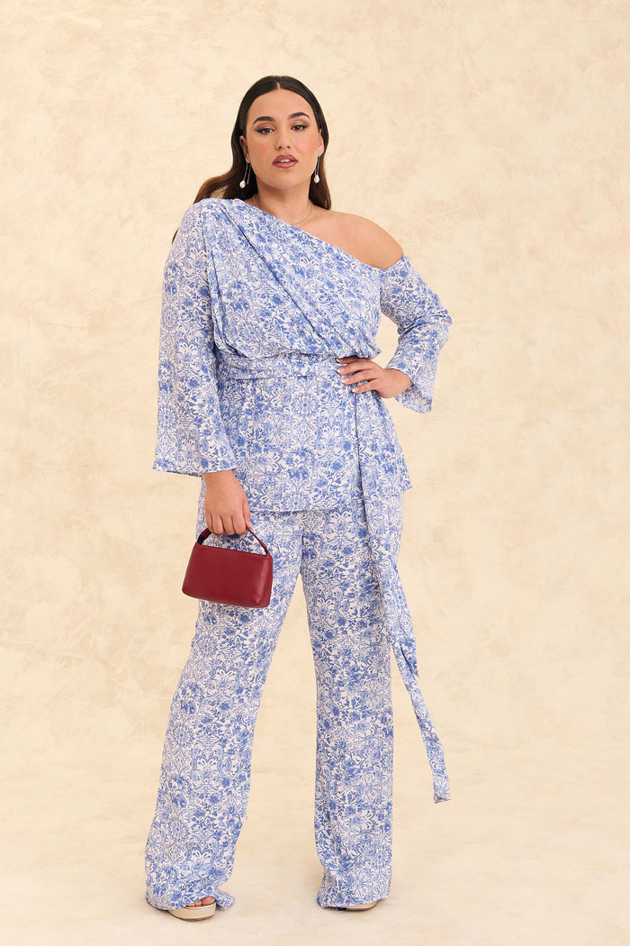 Pantalón Coimbra Évora de Lady Pipa para invitada de boda.
