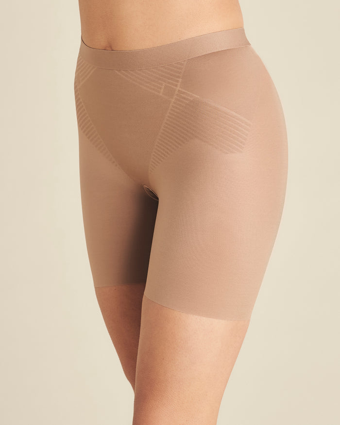 Pantalón reductor corto Praliné de SPANX en Lady Pipa para llevar bajo vestidos de invitada.