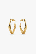 Pendientes Semiaro Irregular Dorado en Lady Pipa para completar looks de invitada.