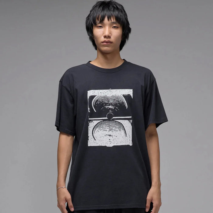 Polera FORMER Crux Fragment Washed Black