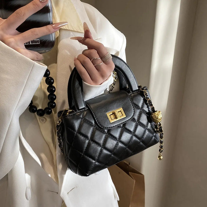 Quilted Chain Luxury Handbags/Sling Bags fashionnsio