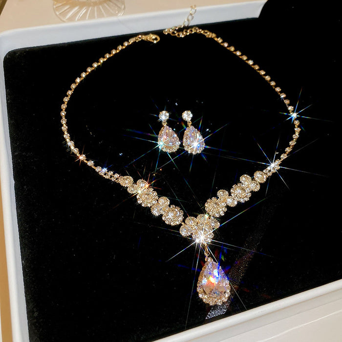 Radiance Teardrop Necklace Set - Fashionnsio