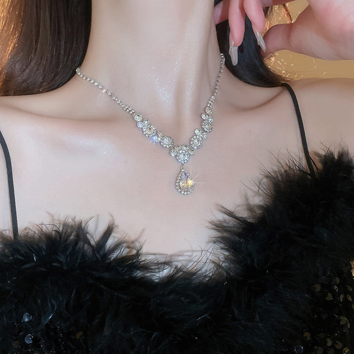 Radiance Teardrop Necklace Set - Fashionnsio