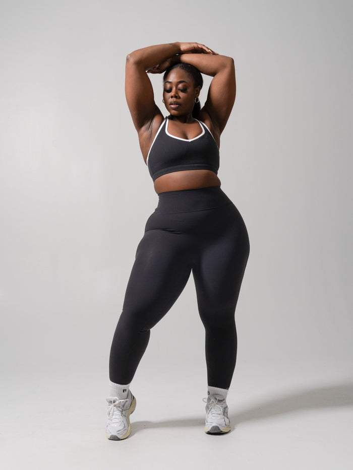 Sweetheart Nubre Sports Bra - Onyx Black and White