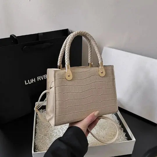 Textured Fashionable Tote Handbags fashionnsio