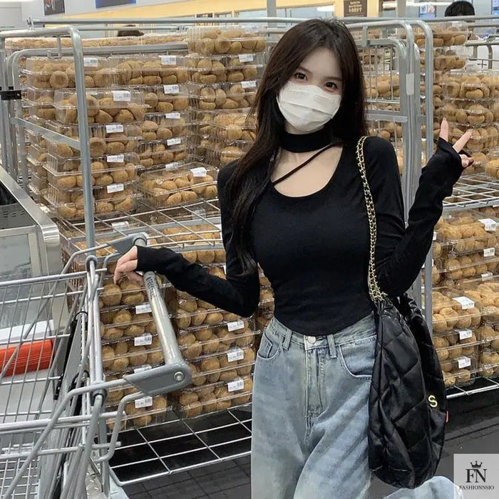 Turtle Neck Cut Out Crop Top - Fashionnsio