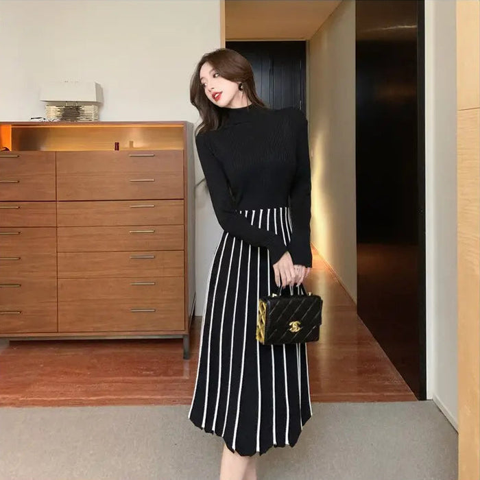 Turtleneck Striped Pleated Dress fashionnsio