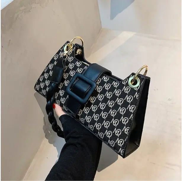 Twisted Buckle Shoulder Bags fashionnsio