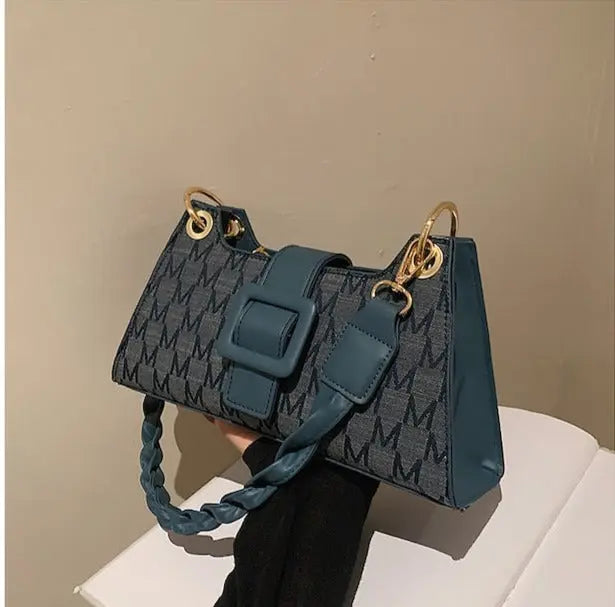 Twisted Buckle Shoulder Bags fashionnsio